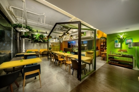 快餐店设计布局图