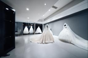 婚纱礼服店面装修效果图欣赏