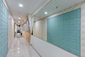 现代公司办公室过道装饰装修效果图