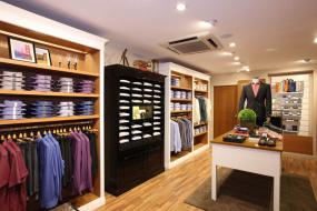 品牌服装店装修风格效果图片