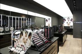 化妆品店灰色地砖装修效果图片