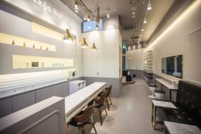 美甲店室内吊顶装修效果图片