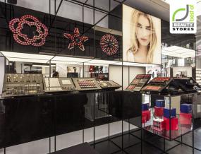 商场化妆品店装修设计图