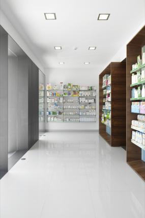 化妆品店货架设计装修效果图片大全