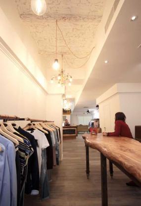 女装服装店门头设计效果图