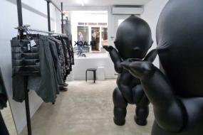 国外男服装店室内设计装修效果图片