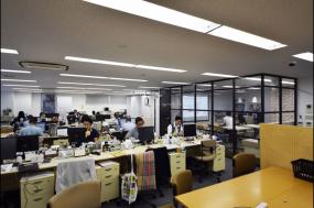 现代简约混搭家庭办公室装修
