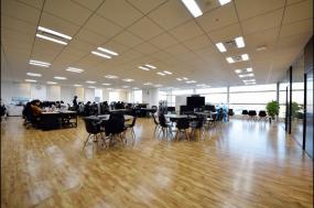 员工办公室工装装修效果图片大全