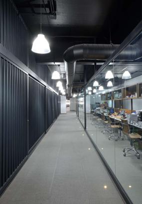 电子科技公司办公室装潢设计图
