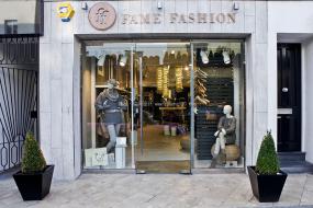 小型女装店装修图片大全