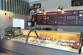 最新冰淇淋店设计装饰效果图