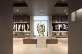 女装专卖店装饰设计图片大全