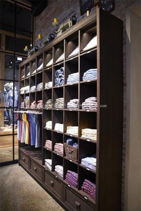 最新精品服装店设计装饰效果图片