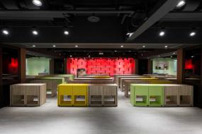 最新轻工业风格办公室装饰实景图