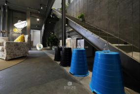 最新loft风格办公室设计装修图片