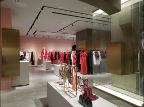 特色服装店装潢效果图