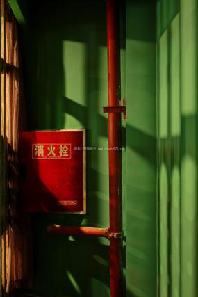 高端网红奶茶店装修图片