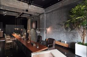最新美发店装饰实景图