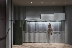 简约风格服装店装修实物图片