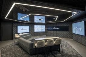 现代公司楼梯间简约吊灯装修设计效果图片