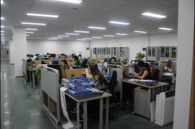 员工办公室吊顶设计装修案例图片