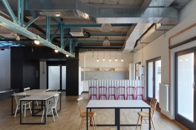 小loft办公室设计方案