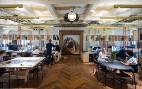 150平方loft办公复式设计