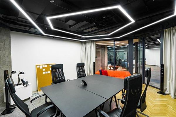 LOFT<a href=http://www.1-xian.com target=_blank class=infotextkey>办公室装修</a>效果图片