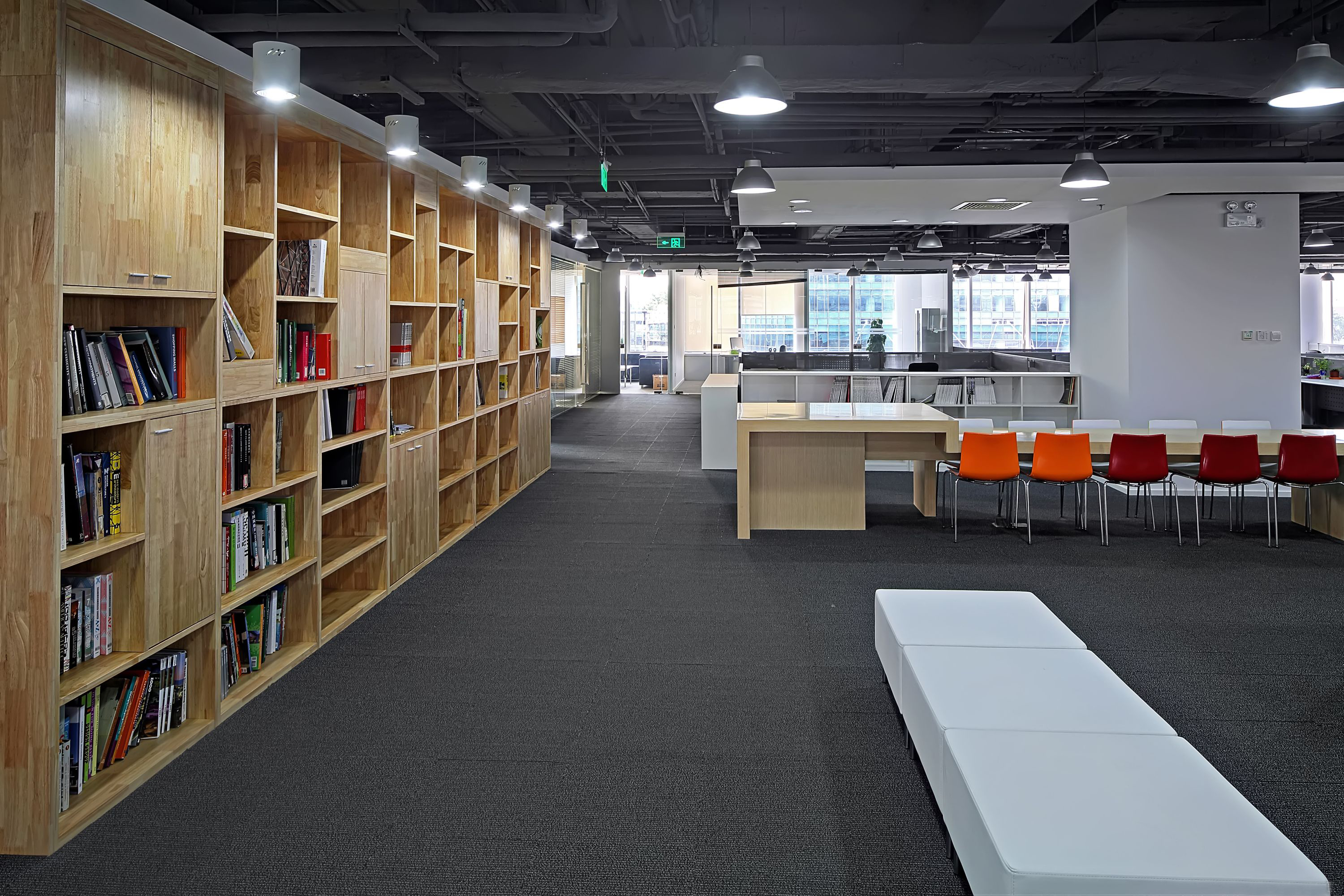 办公室书柜隔断设计效果图,办公室书柜设计图