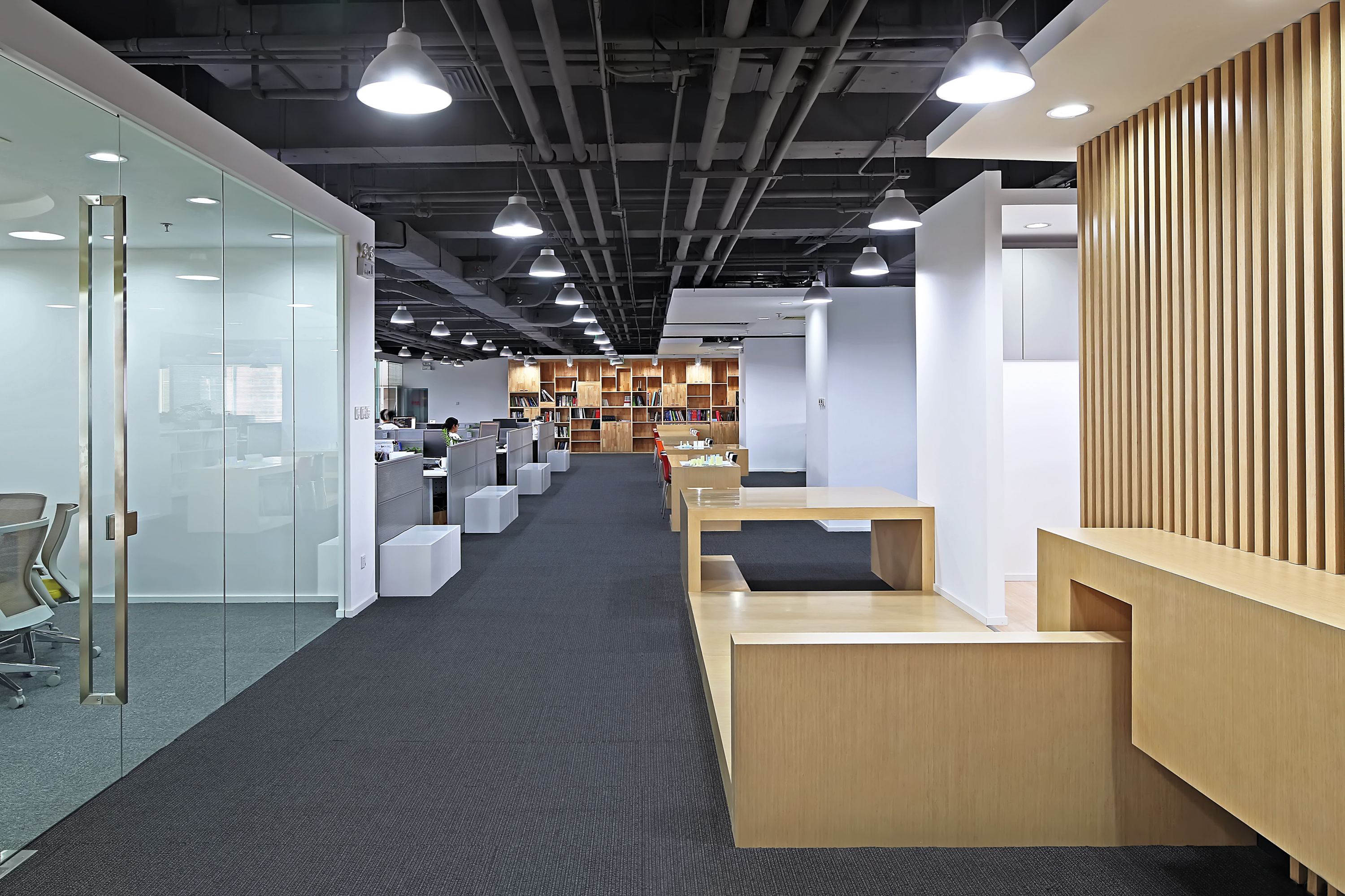 办公室走廊隔断设计效果图.走廊隔断设计效果图