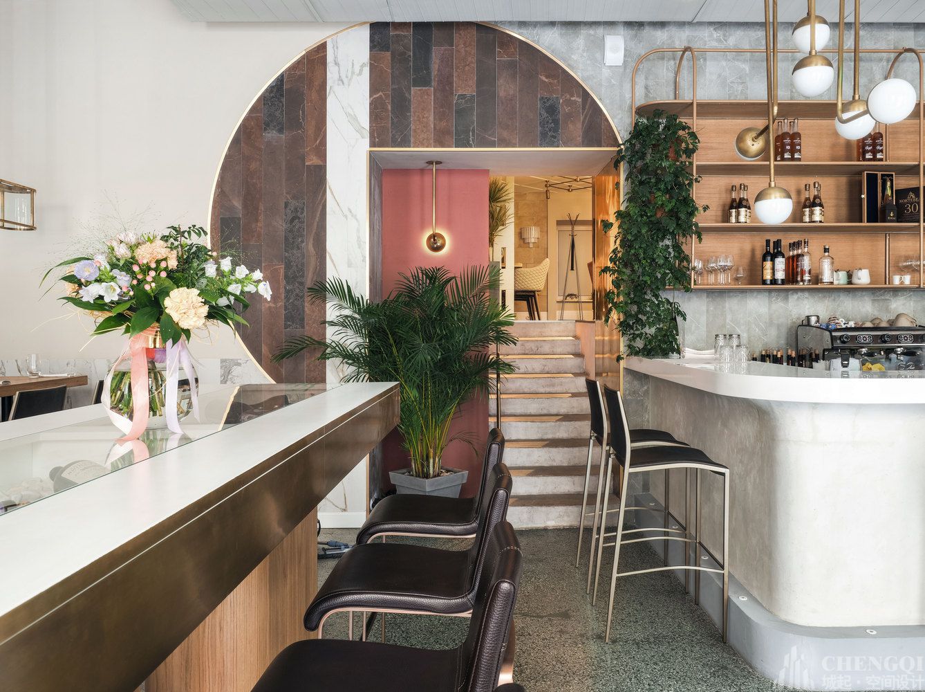 主题餐厅空间设计布局图,主题餐厅空间设计案例图