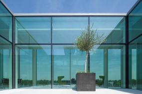 简单办公室低隔断设计效果图2018