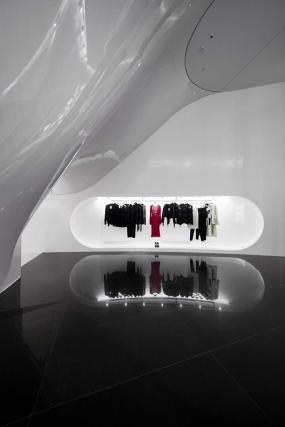 女服装店吊顶设计效果图片