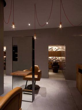 现代风格中小型美发店装修效果