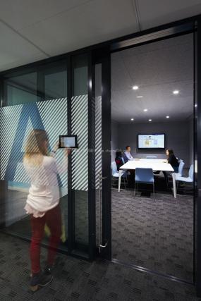 发布会会议室室内装饰设计效果图