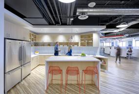 时尚办公室室内隔断装修效果图大全