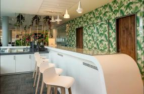 科技公司办公室最新室内装修设计效果图片2018