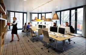 投资公司办公室装饰装修图片