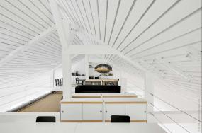 高端房地产公司办公室装修效果图