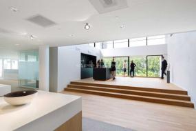 最新咨询顾问公司办公室装饰实景图