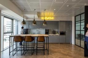 科技公司木地板装饰装修图片