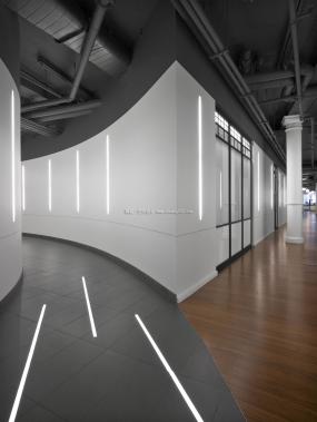 高端公司地板装修效果图