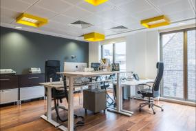 办公室强化木地板装潢效果图