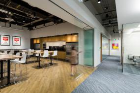 办公室环保强化木地板装修设计效果图大全