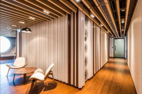 办公室瓷砖木地板装潢效果图片