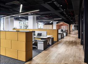 高端办公室环保木地板装修图片