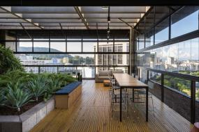 现代感办公室装饰效果图