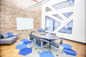 公司办公室简约装潢效果图