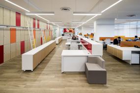 办公室pvc吊顶装修高清图片