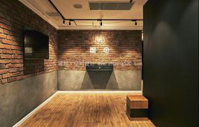 高端白色办公室装修效果图